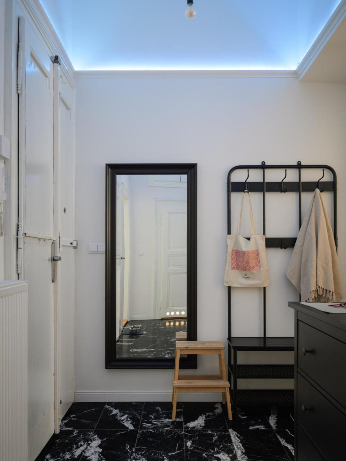 Comfortable And Cosy Apt A Few Steps From Dancing House And Naplavka Dance Prague Exterior photo