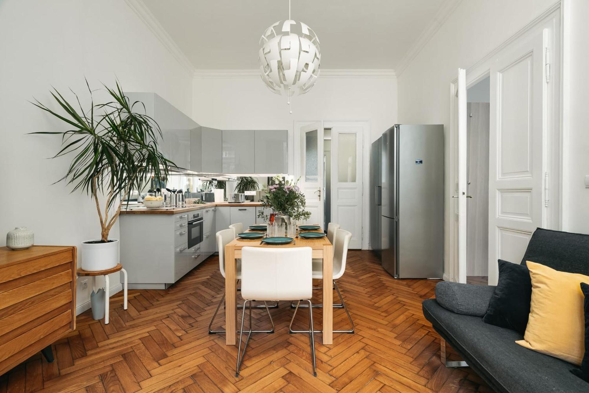 Comfortable And Cosy Apt A Few Steps From Dancing House And Naplavka Dance Prague Exterior photo